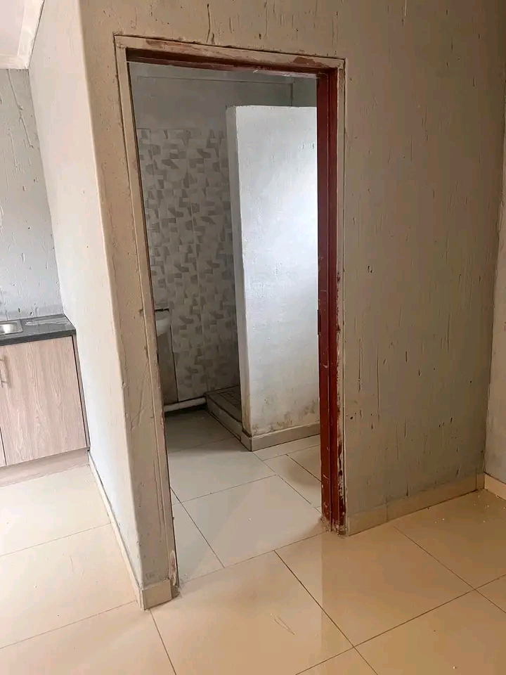 Room available for rental r2500 all inclusive  in Vosloorus