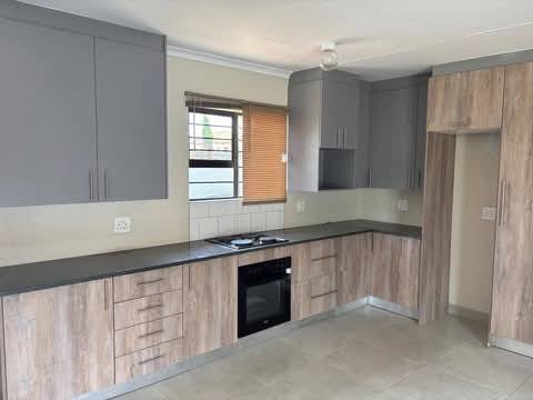 3 bedroom stand alone in ext 33 immediately a  in Clayville