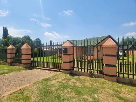 Take advantage of this beautiful house (renta  in Dawn Park