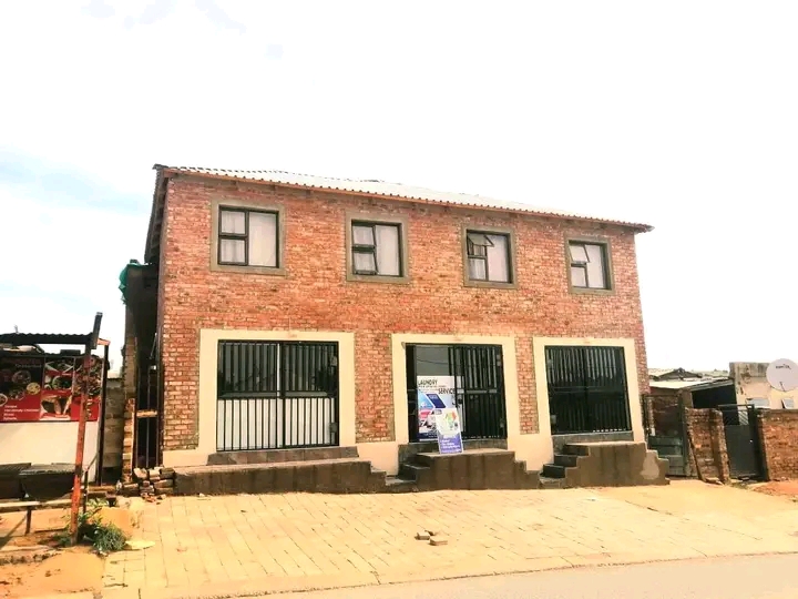 Room to rent, 4146 liberia street  (9 guatame  in Cosmo City