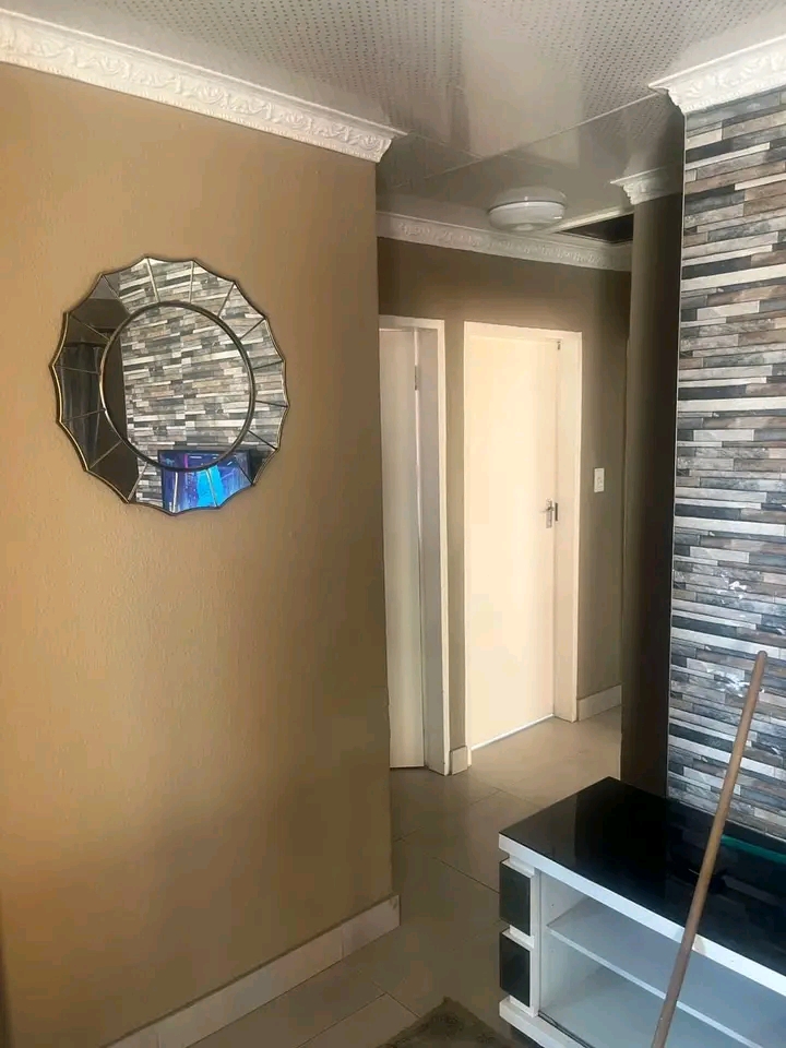 2 fitted bedrooms,bathroom with bath-tap and   in Birch Acres
