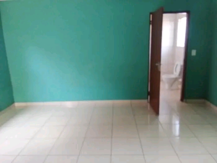 Beautiful room to rent available at eastfield  in Vosloorus