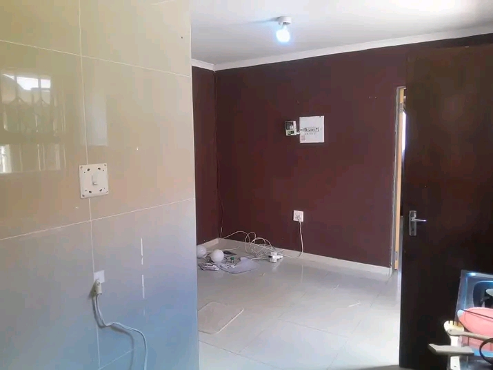 1 bedroom 1 bath cottage for rent in ext. 16   in Protea Glen