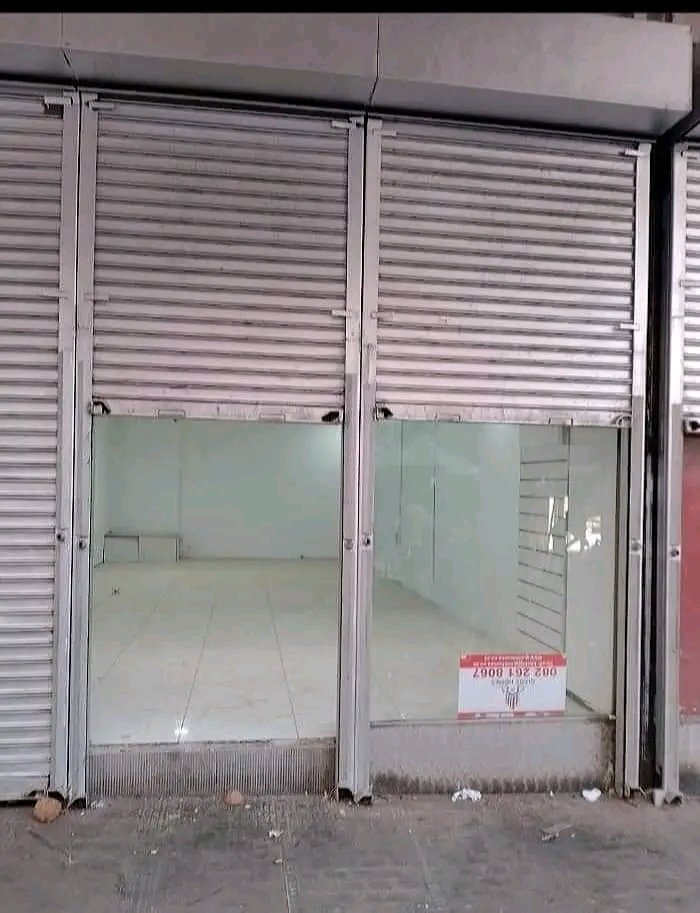 Shop to let | jbg cbd | bree and hoek st
80m  in Johannesburg
