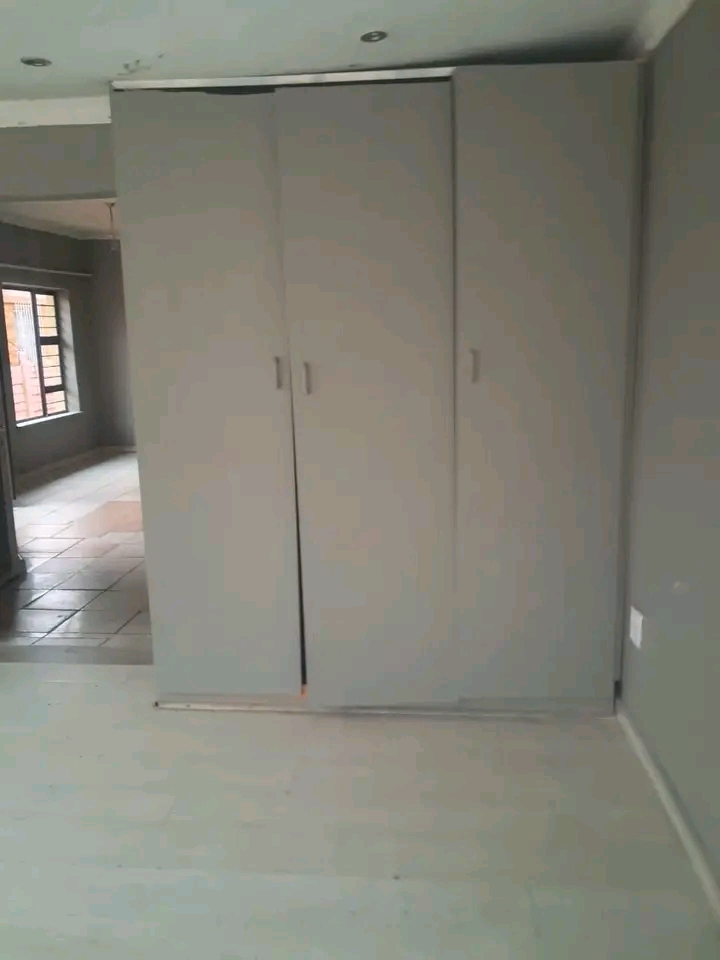 Hi everyone.  this beautiful ,very clean and   in Towerby
