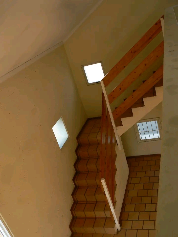1 bedroom duplex unit available in johannesbu  in Lyndhurst