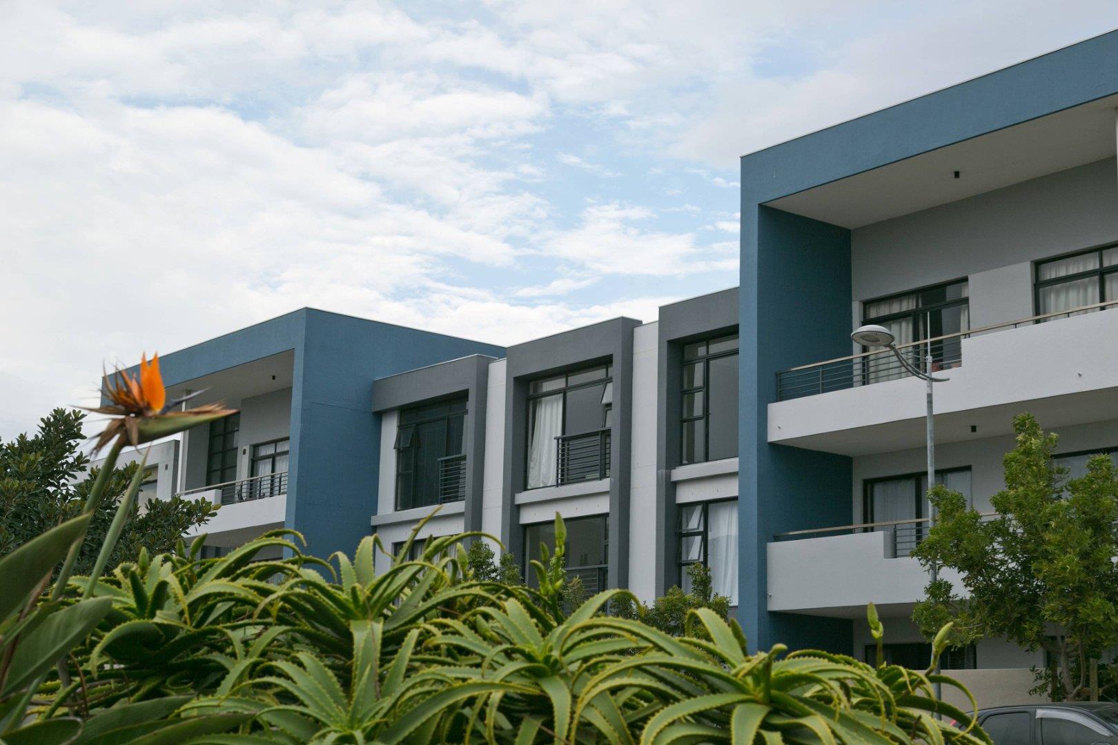 1 bed room apartment in century city modern,   in Cape Town