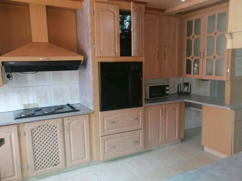 Extension phase2
ensuits available for stude  in Diepkloof