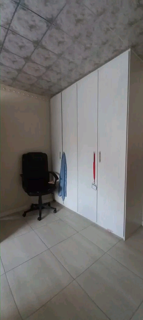 Open plan kitchen / lounge
.  1 bedroom with  in Kibler Park