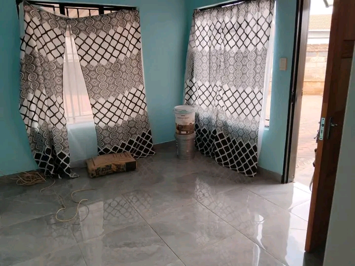 Beautiful stand alone house to rent in ext 31  in Vosloorus