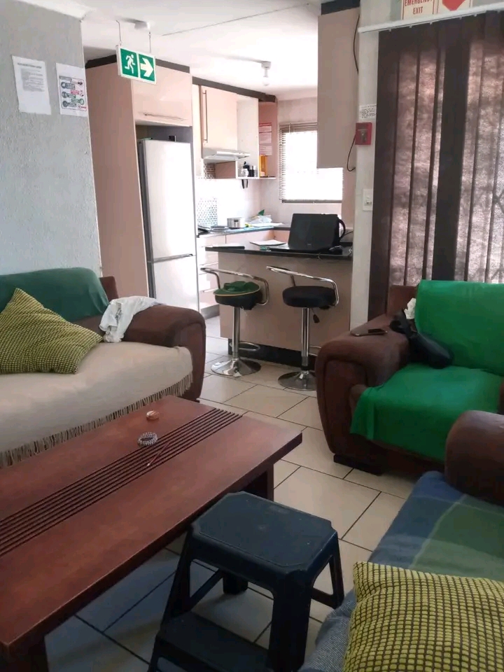 Property available for rental
area : soweto  in Pimville