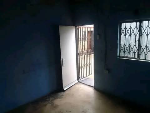 Room available to rent ext 5( sonwabo) near t  in Palm Ridge