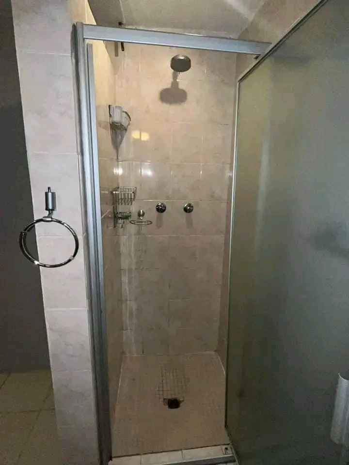 2 bedroom cottage to let in gerdview
good da  in Germiston