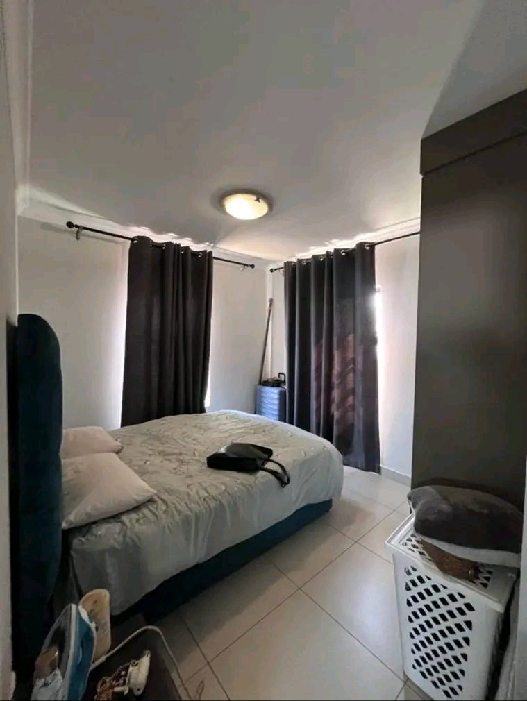 3 bedroom house with a swimming pool availabl  in Centurion
