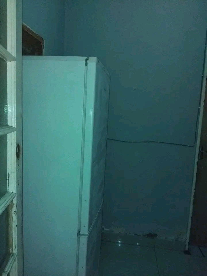 Nice room to let for r1700 whatsapp me for in  in Rosettenville