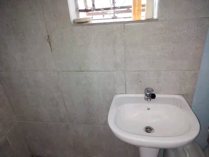 Cottage available in allandale behind shoprit  in Allandale