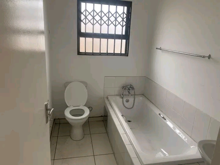 3 bedroom house for rental in new development  in Lufhereng