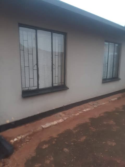 House available for rental at extension 3. ne  in Protea Glen
