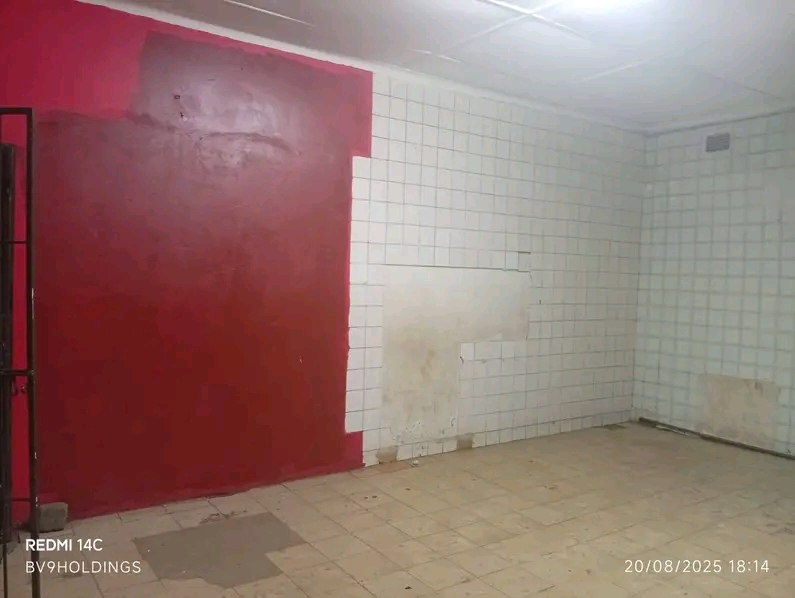 A 88.16 m² secured shop to let at soweto  
  in Zola