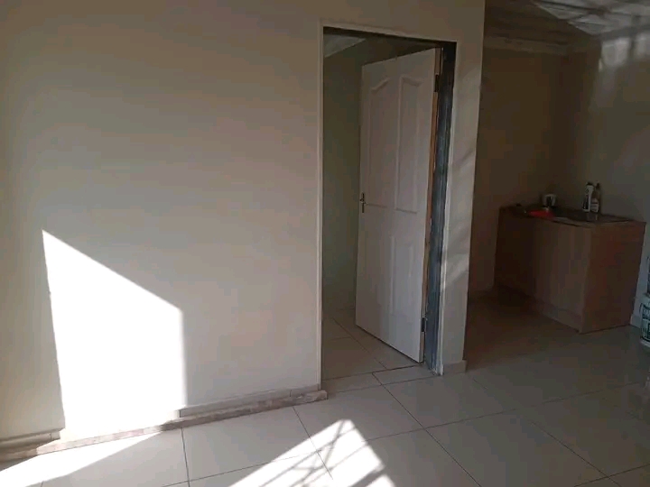 Ext 5 📌 
near cell c 
one bedroom cottag  in Ebony Park