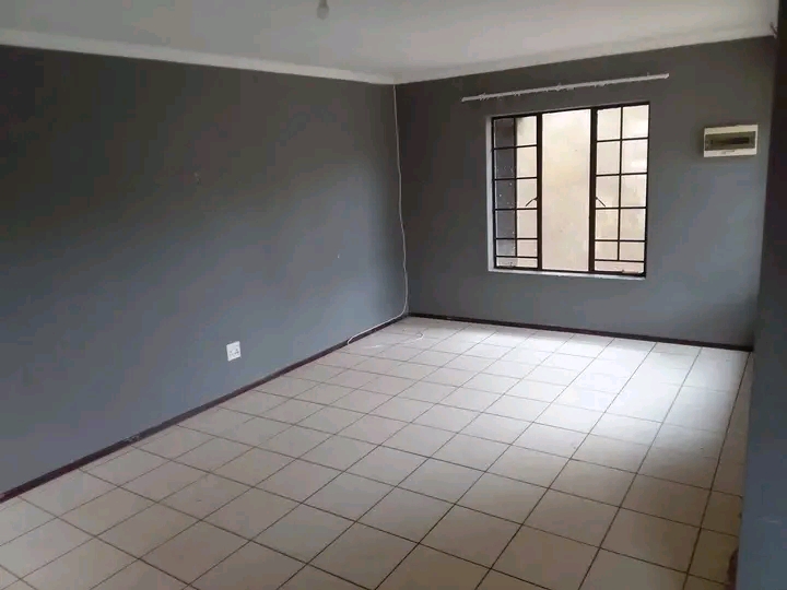 One bedroom en-suite to let - ext 16

r2 90  in Protea Glen