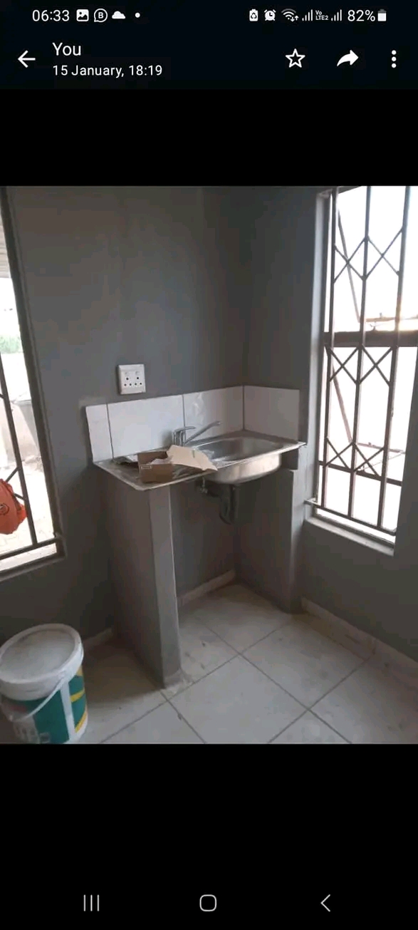A 2 room available in alliance modderbee for   in Benoni