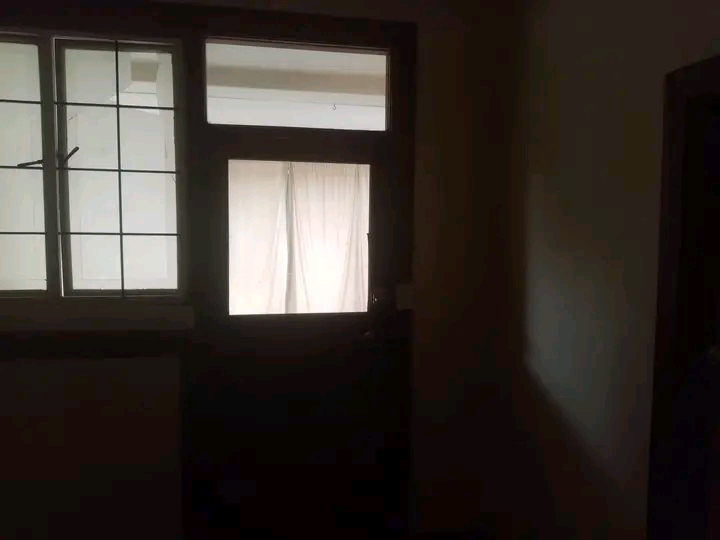 Rooms for rent r2300 including electricity an  in Rosettenville