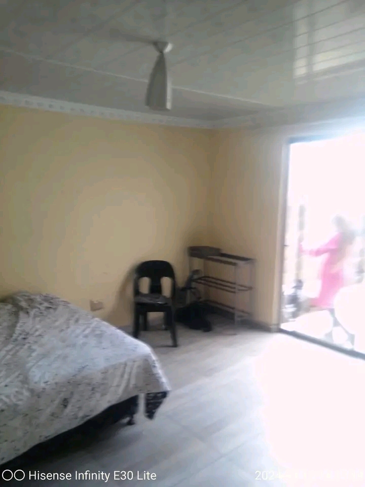 A beautiful spacious room available opposite   in Pimville