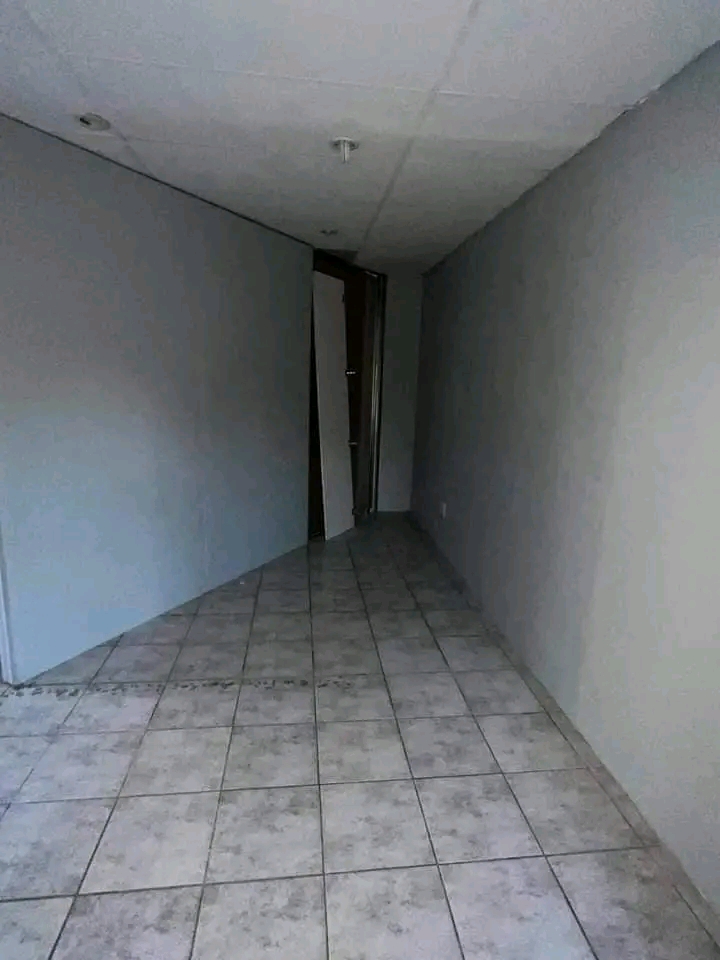 2 bedroom cottage to let in gerdview
good da  in Germiston