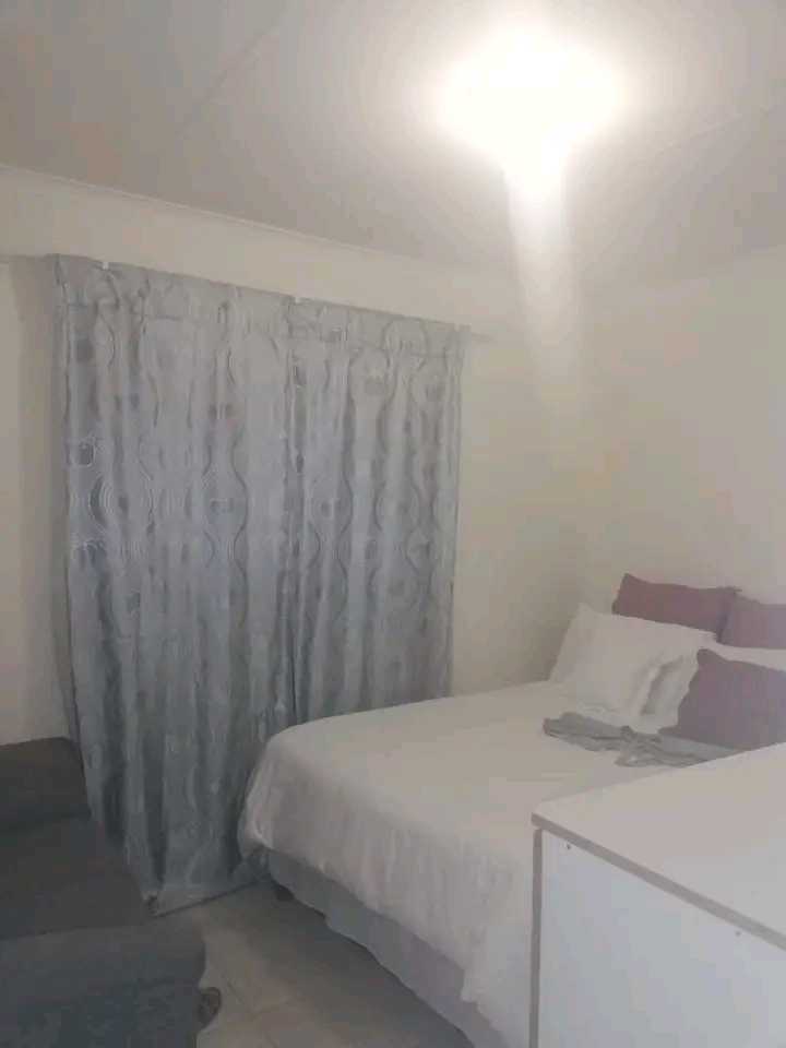A beautiful 1 bedroom room for r3300 deposit   in Ebony Park
