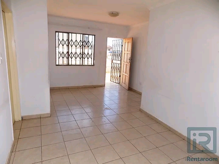 3 bedroom standalone house available immediat  in Protea Glen