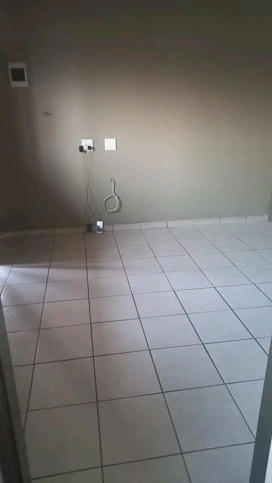 Spacious cottage available for rent in extent  in Cosmo City