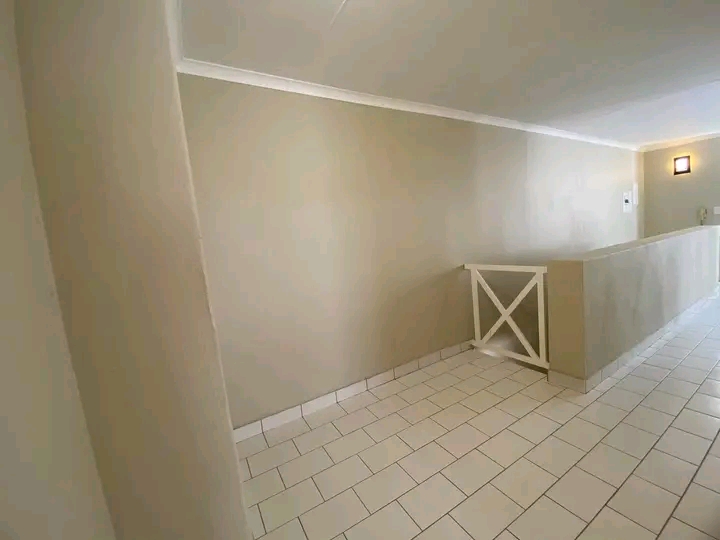 Newly renovated 2 bedroom dublex available fo  in Lyndhurst