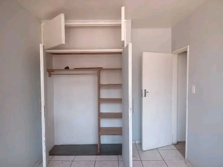 Two medium rooms available for rental, r2000   in Sunnyside
