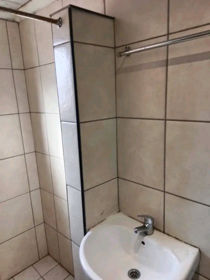 1 bedroom cottage to let in pandora rd johann  in Kensington