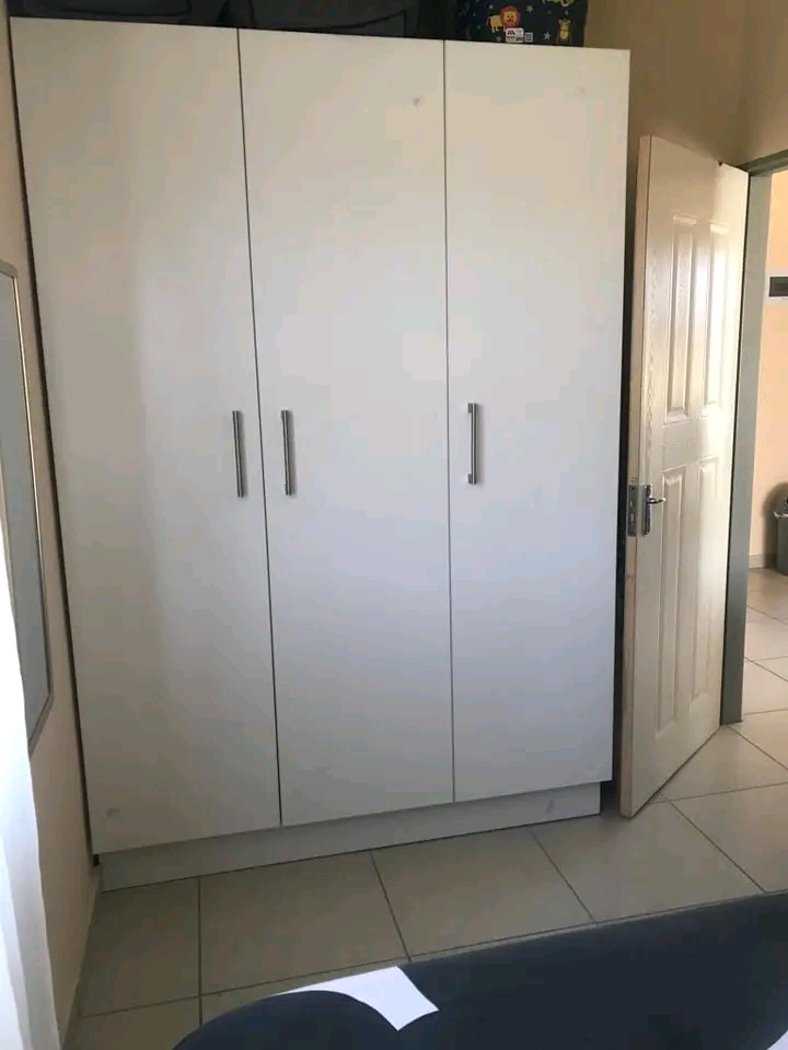 Other room bachelor available to rental with   in Orlando West
