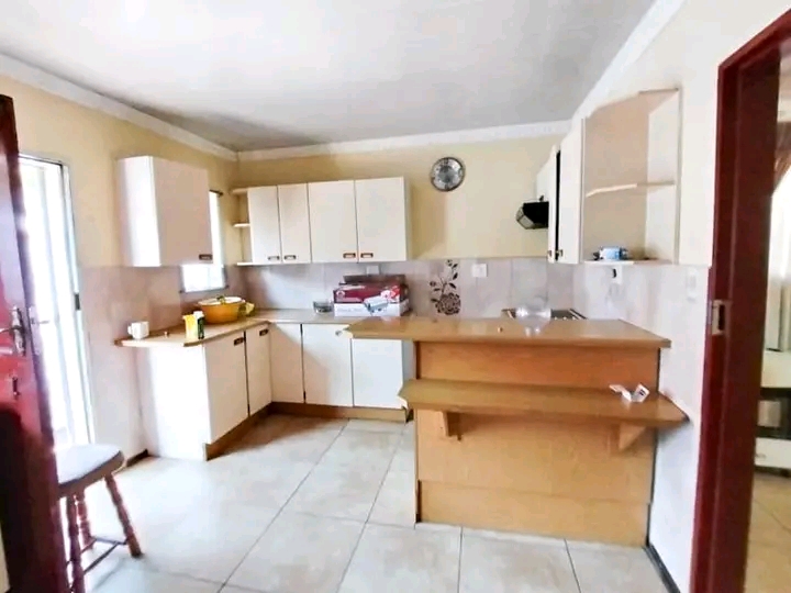 Home for rental 🏅🏅🏅 (zone 6) - sowet  in Pimville