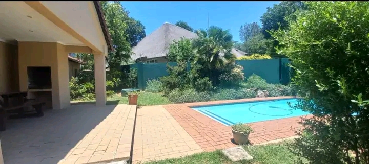 1 bedroom apartment / flat to rent 
r6900per  in Bryanston
