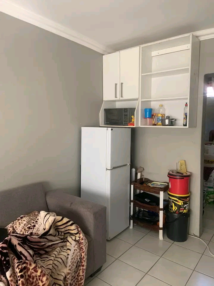 Cottage to rent in bloubosrand , 
rent r2800  in Fourways
