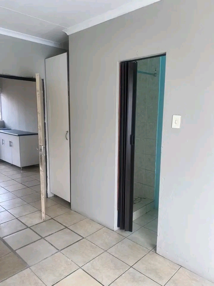 Other 1 bedroom bachelor  available to rental  in Orlando West