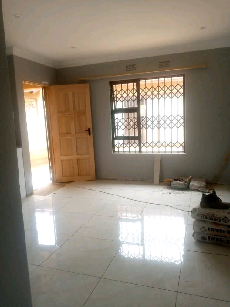Newly built spacious separate bedroom , unit   in Old Birch Acres