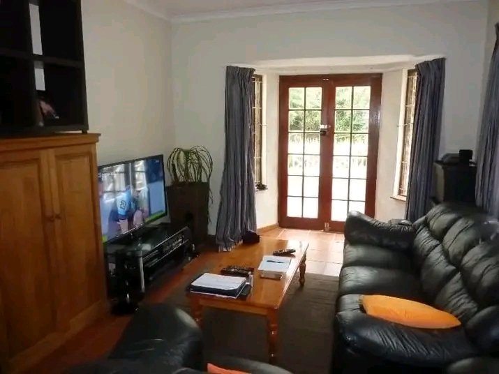 Cute cottage to rent in hillcrest. 
availabl  in Hillcrest
