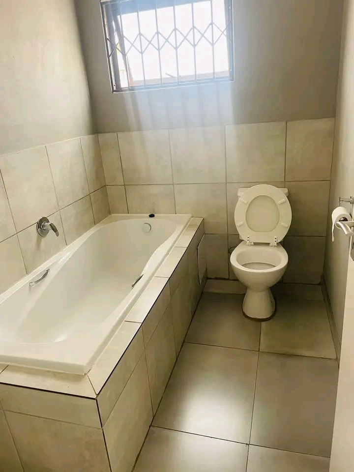 3 bedroom house for rental in moagi estate .   in Vosloorus