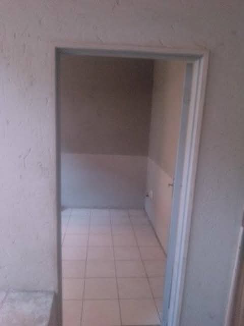 Hi guys the is room available at c3...r1300 .  in Mamelodi West