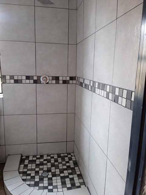 Cottage for rent – ext 19
looking for a co  in Naturena