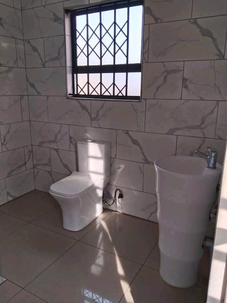 2 bedrooms house for rental at ext 24 is goin  in Protea Glen