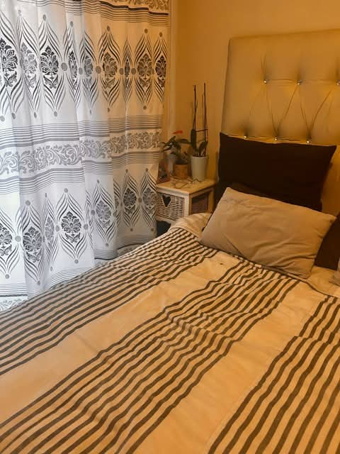 A beautiful, neat, well maintained 2 bed 1 ba  in Northriding