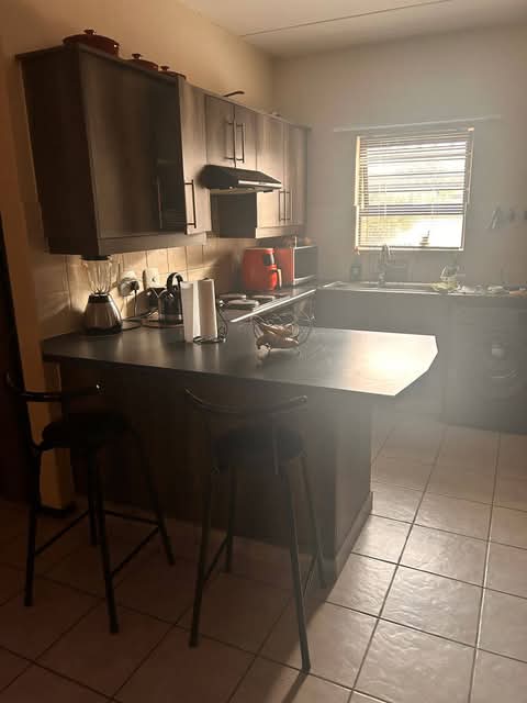 A beautiful, neat, well maintained 2 bed 1 ba  in Northriding