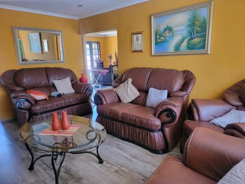 Take advantage of this beautiful house (renta  in Dawn Park
