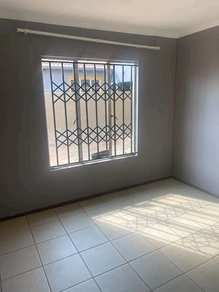 2 bedroom house available at ext 27.pre paid   in Protea Glen